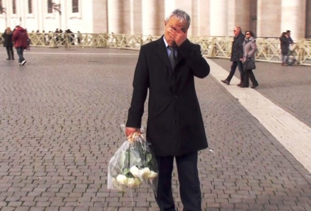 Agca chegou neste sábado à Roma e se apresentou à polícia para declarar sua intenção de visitar o túmulo do pontífice