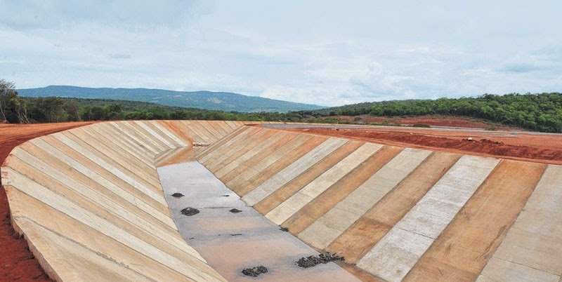 Obras, no trecho 1 do Ceará para captar as águas da Barragem de Jati. (Foto: Elizângela Santos)