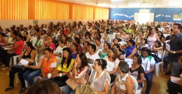 Professores no seminários sobre à Previmil |oto: Som da Terra FM)
