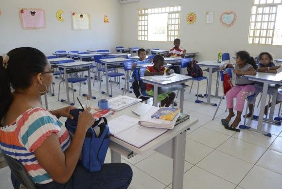 Distrito Federal lidera índice de professores afastados por motivo de doença pelo menos uma vez no ano (Foto: Agência Brasil)