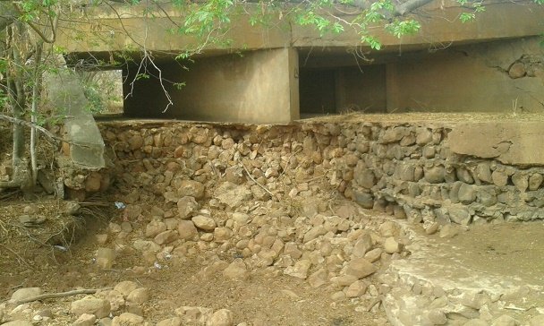 Estutura da ponte danificada | Foto: Eviada Por Leitores OKariri