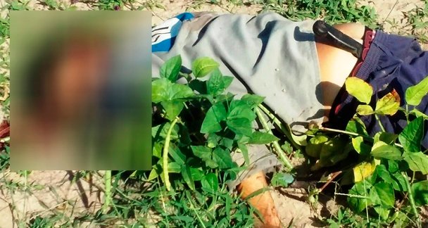 A vitima foi encontrada com uma faca na cintura
