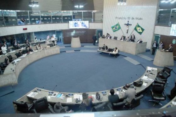 Confusão na Assembleia foi motivada por protesto em Iguatu (Foto: Reprodução)