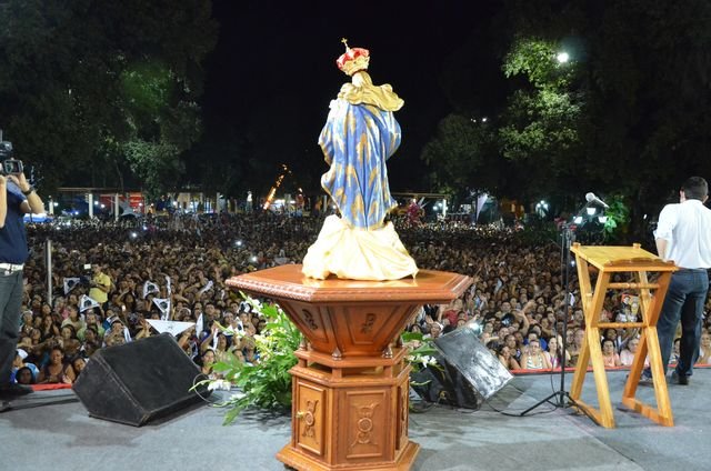 A  festa da ‘Mãe da Penha’, que tem como tema ‘Salve Rainha, Mãe de Misericórdia’ (Foto: Diário do Nordeste)