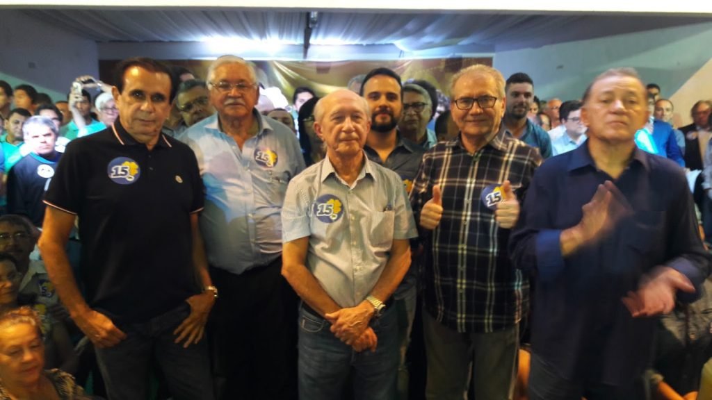Salviano, Vasques e Lucildo Leite na convenção de Raimundão (Foto: Flávio Pinto)
