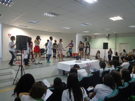 Alunos da EEEP Padre João Bosco de Lima (Foto : Divulgação)