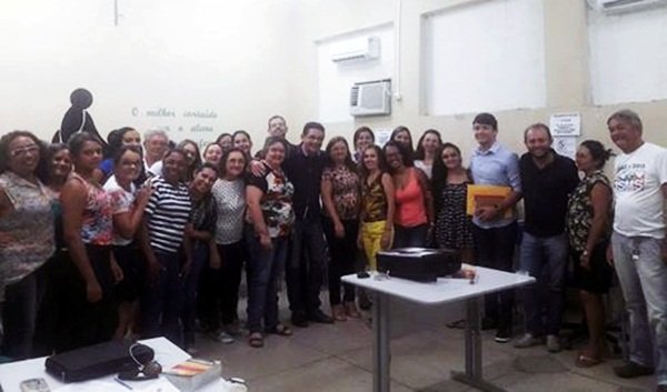 Reunião no Ceja Pardre Joaquin Alves |Foto: Jânio Xavier