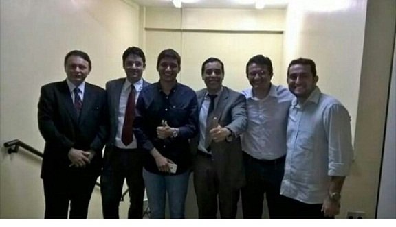 Diego Feitosa e advogados acompanharam o julgamento no TRE (Foto: Reprodução)
