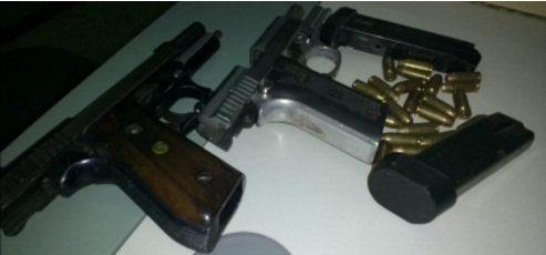 Armas apreendias pela policia (Foto : Reprodução)