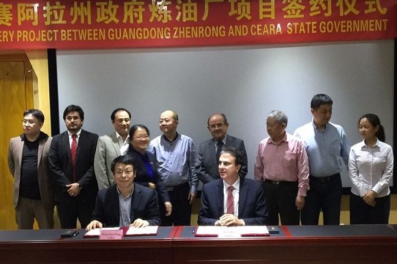 Documento, que foi assinado com a empresa chinesa Guangdong Zhenrong Energy, é um passo importante para a concretização da refinaria (Foto: Divulgação)