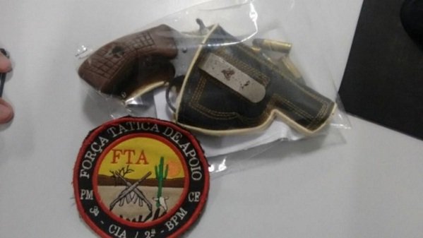 Arma apreendida com o acusado (Foto: PM)