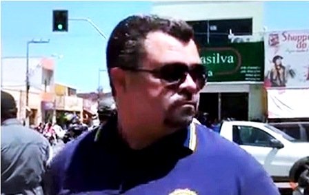 Adelacio Cruz em ação na cidade de Mauriti| Imagem reprodução TV Web Cariri