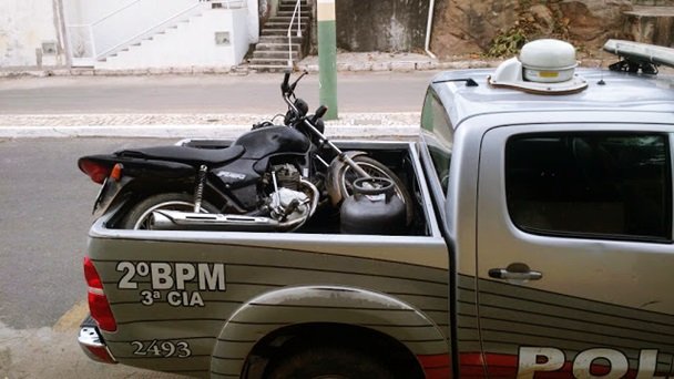 Menor Preso em Barro