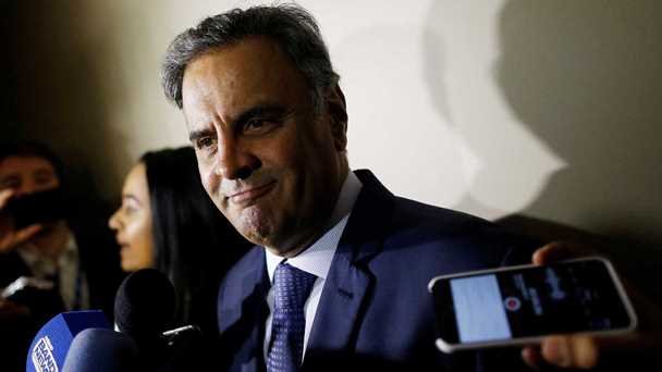 Aécio Neves